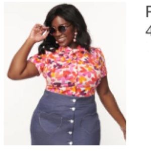 Unique vintage button down heart top